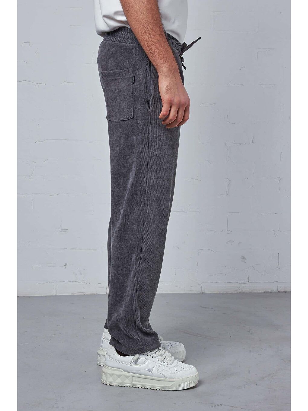 Gri Erkek Regular Fit Fitilli Beli Lastikli Pantolon Füme-3