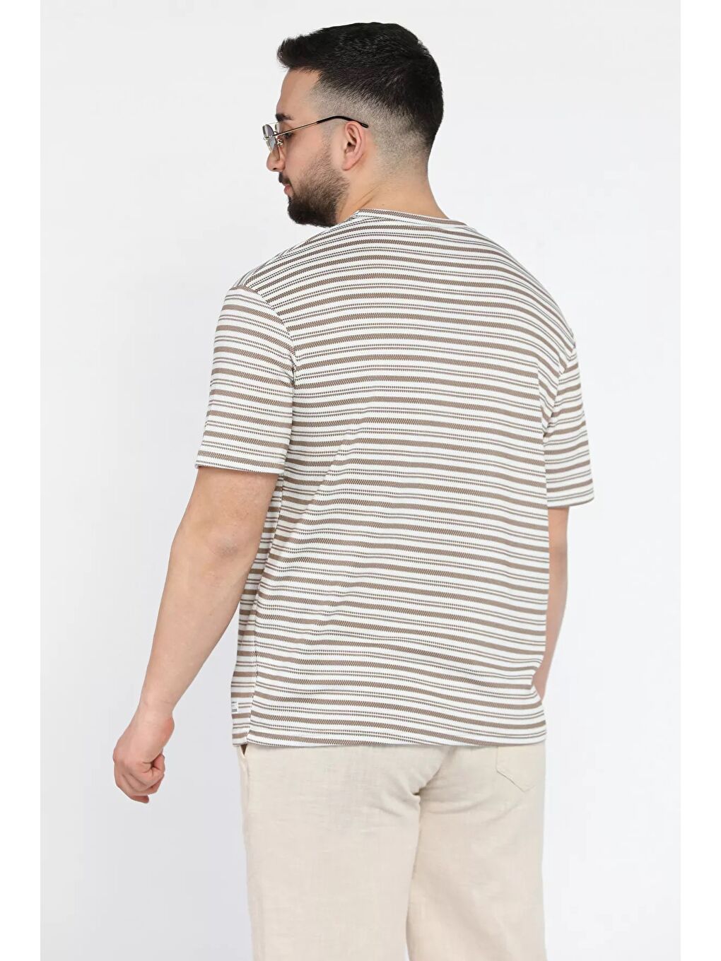 Kahverengi Bisiklet Yaka Çizgi Desenli Erkek Tişört-2