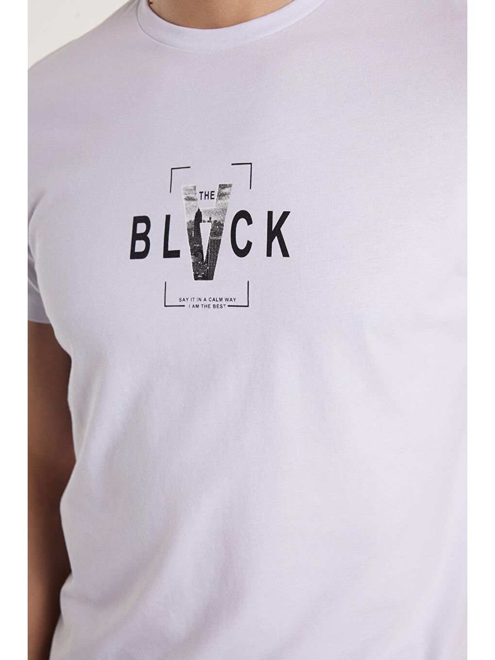 Erkek Slim Fit Dar Kesim %100 Pamuk Yumuşak Dokulu Baskılı Beyaz Bisiklet Yaka Tişört-2