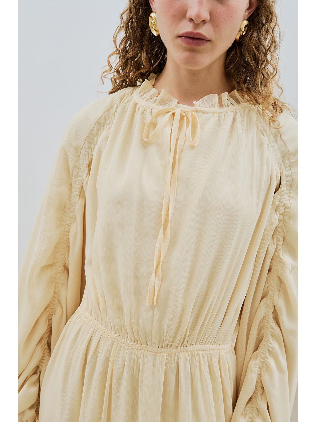 Uzun Büzgülü Şifon Elbise Soft Sarı-2