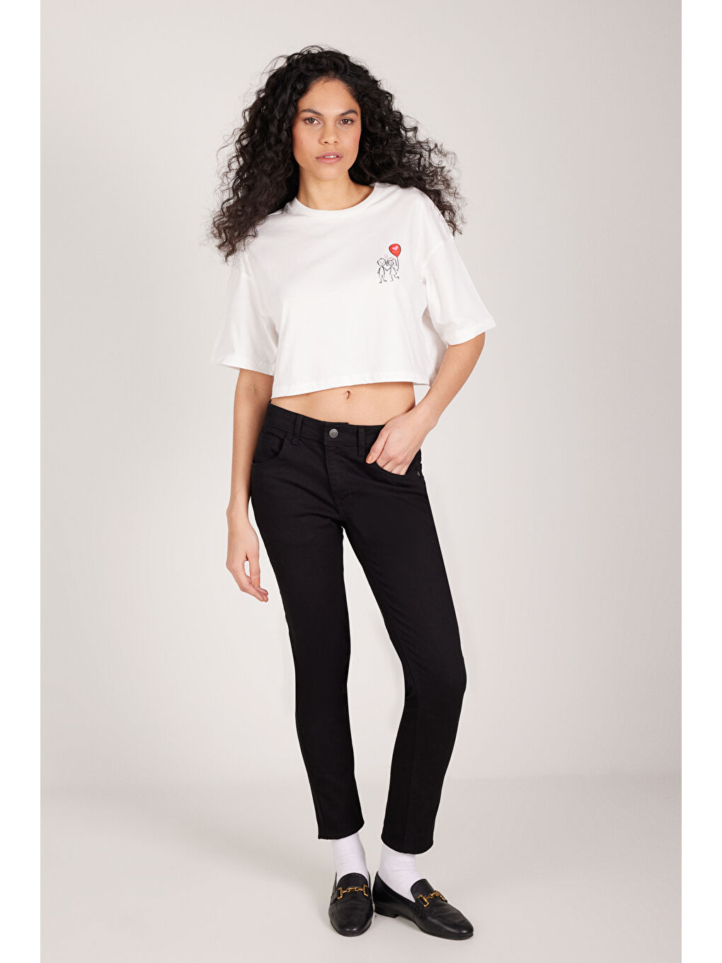 Beyaz Oversize Fit Bol Kesim %100 Pamuk Baskılı Bisiklet Yaka Crop Tişört-1