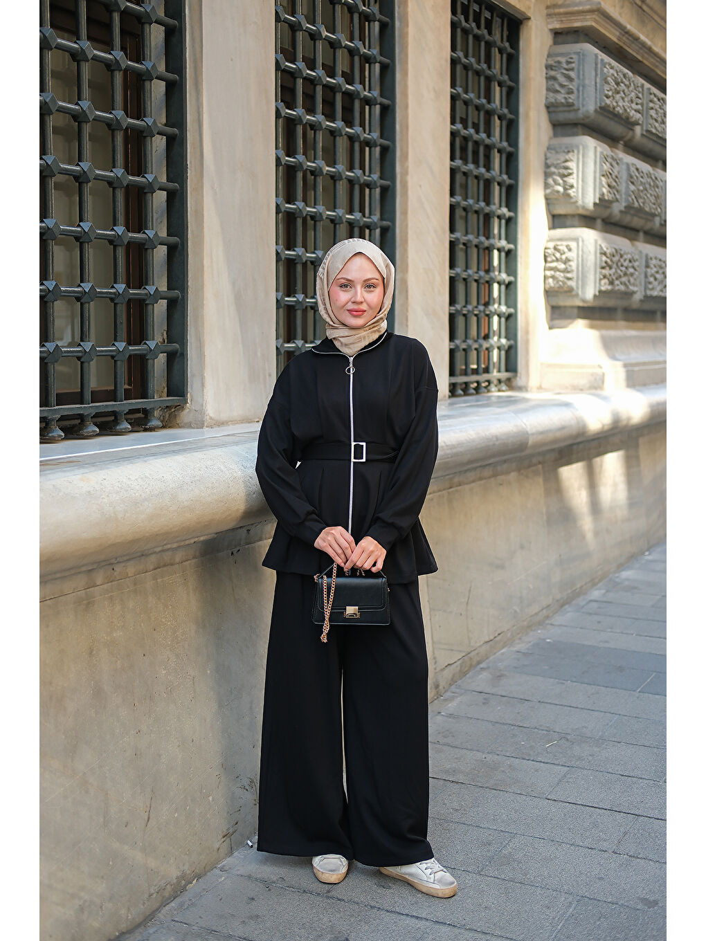 Kadın Pile Detaylı Tokalı Takım Siyah-2