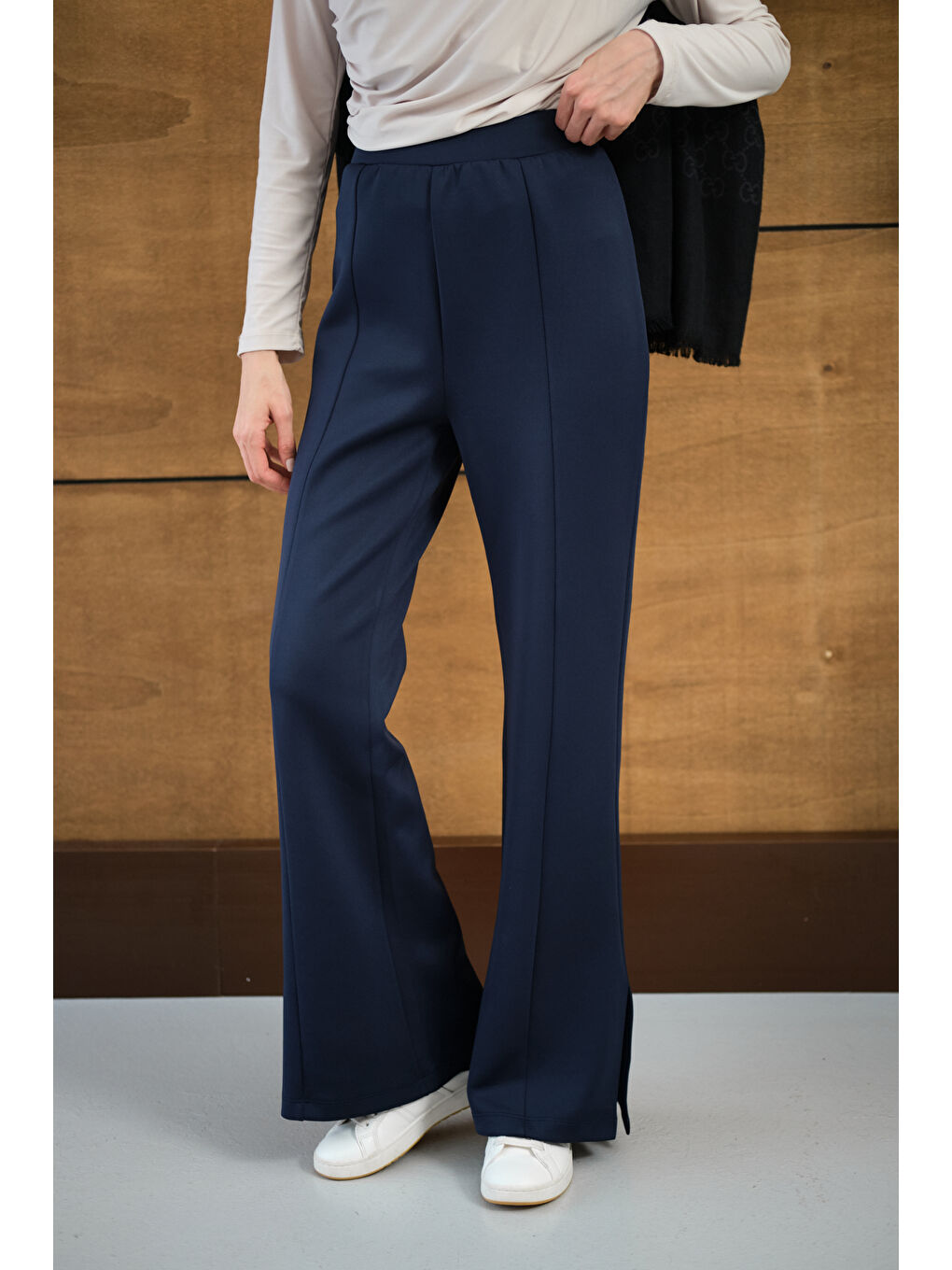 Kadın Yandan Yırtmaçlı Scuba Pantolon Lacivert-2