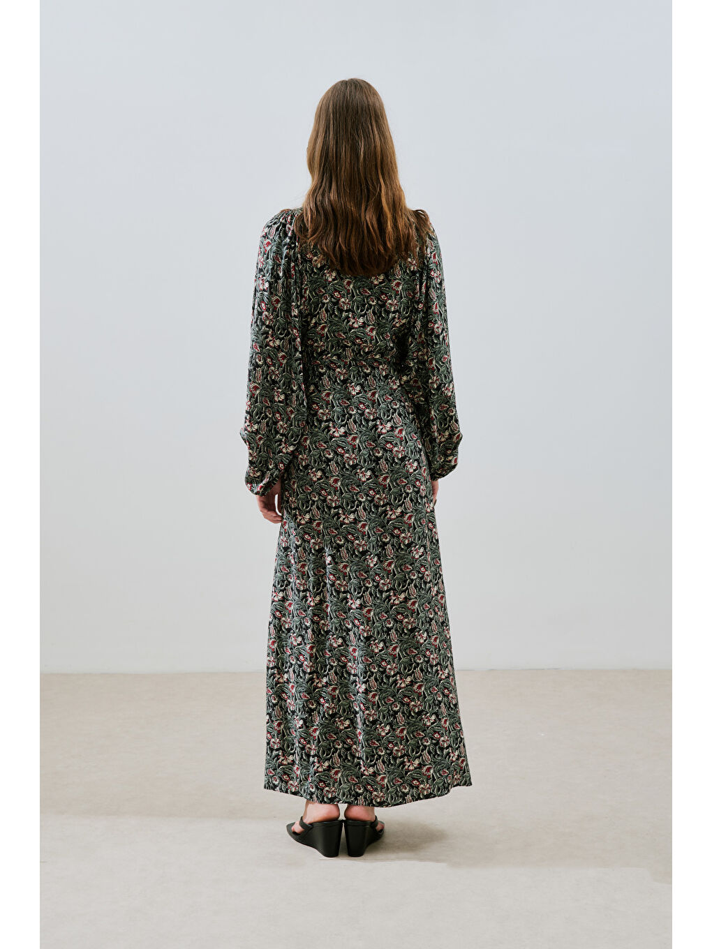 Siyah Desenli Viskon Bağlamalı Elbise Vıntage Floral-5