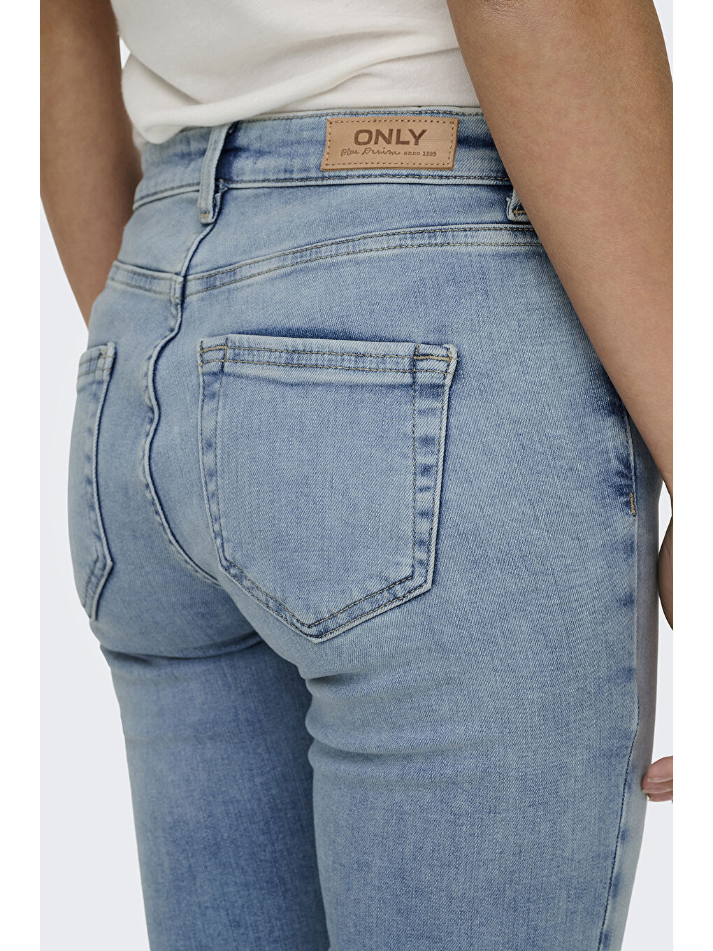 Mavi Onlblush Pamuklu Skinny Fit Orta Bel Dar Paça Jeans 15338296-4