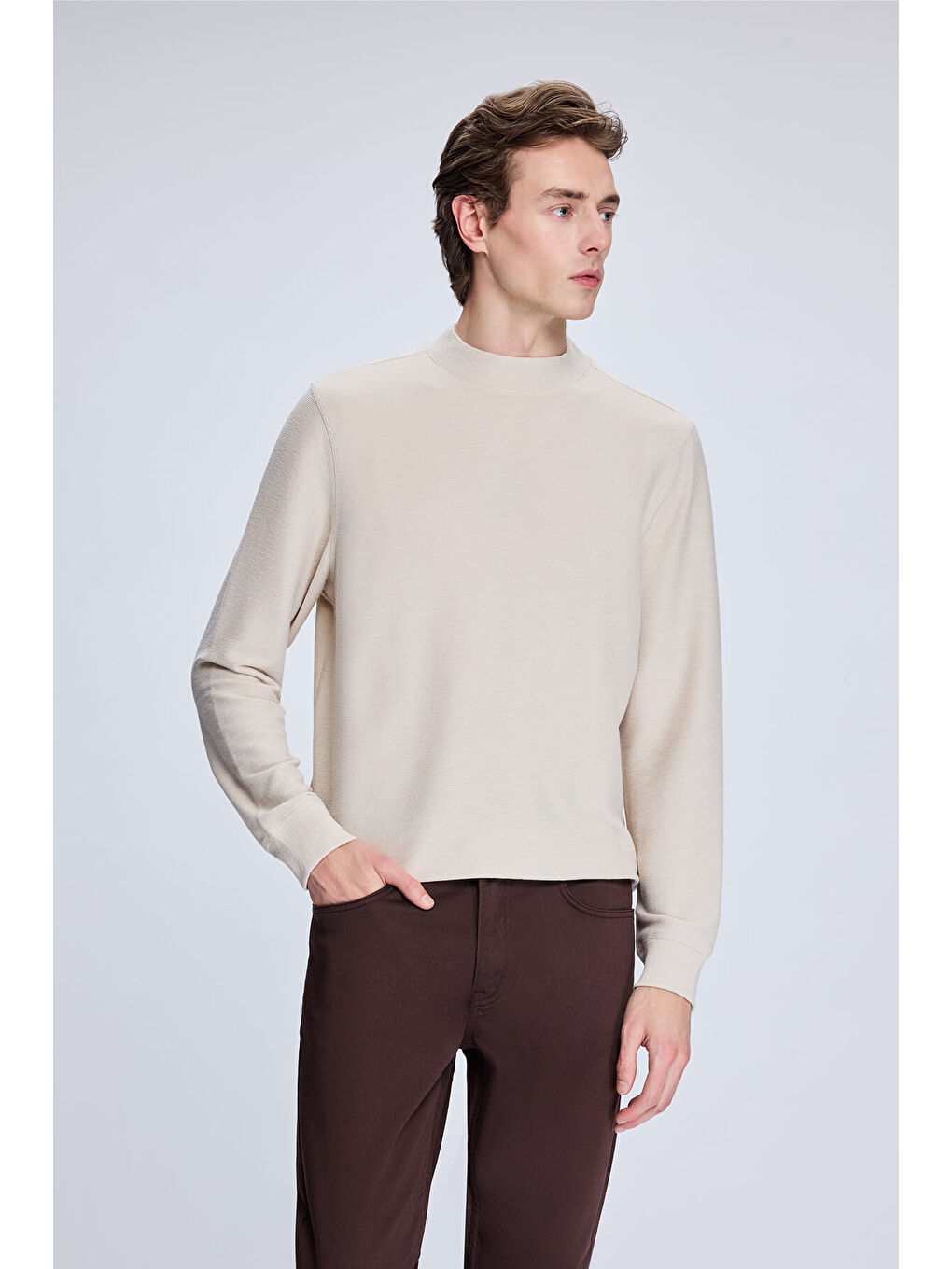 Bej Regular Fit Jakarlı Yarım Balıkçı Yaka Sweatshirt