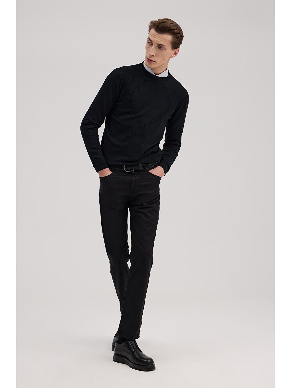 Siyah Slim Fit Desenli Bisiklet Yaka Triko-1