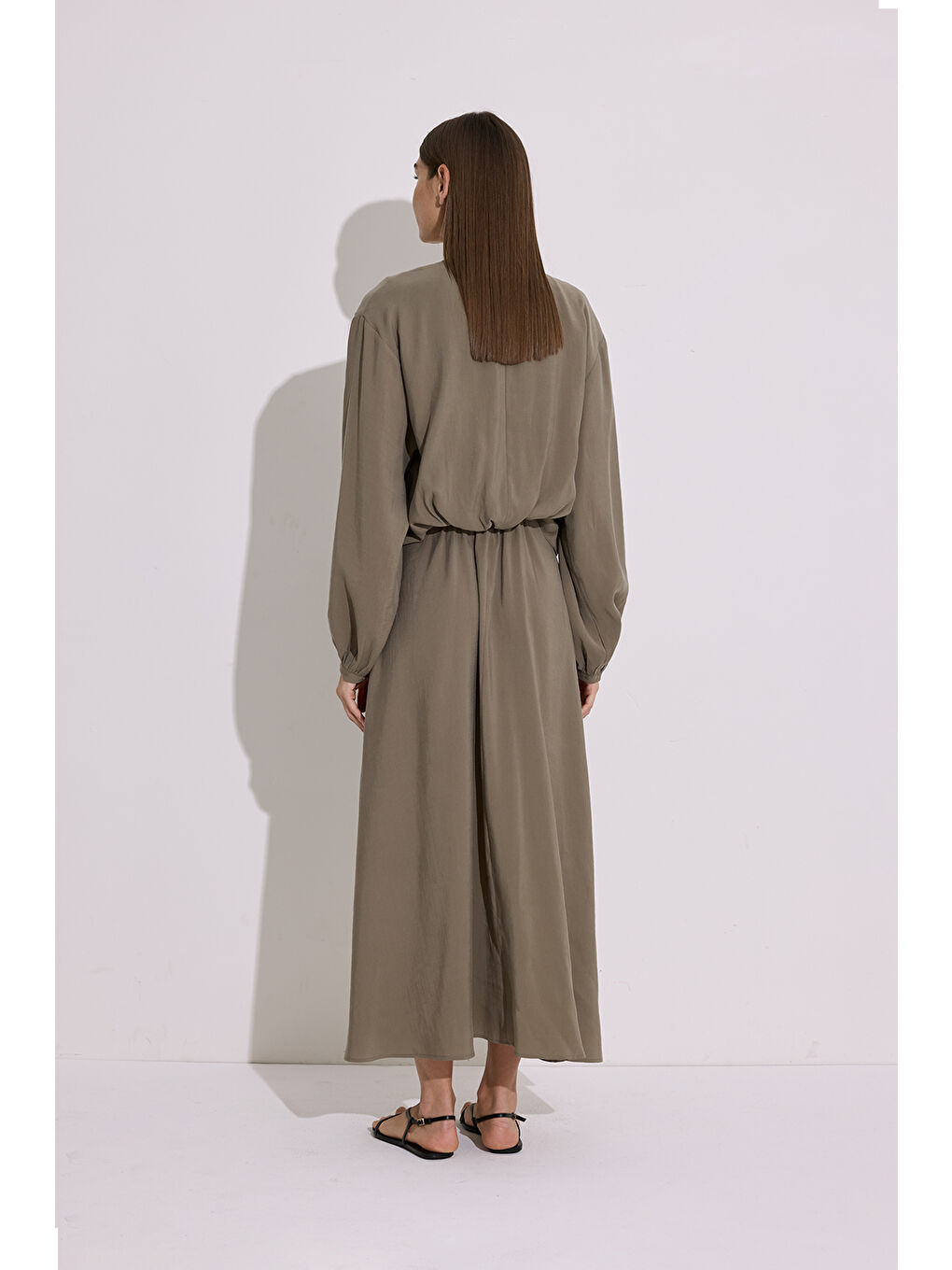 Modal Uzun Kol Anvelop Elbise Haki-6