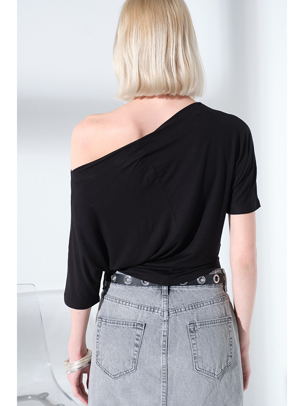 Siyah Tek Omuz Kayık Yaka Soft Touch Premium Yarasa Kısa Kollu Örme Kadın Tişört Bluz @Emilia-4