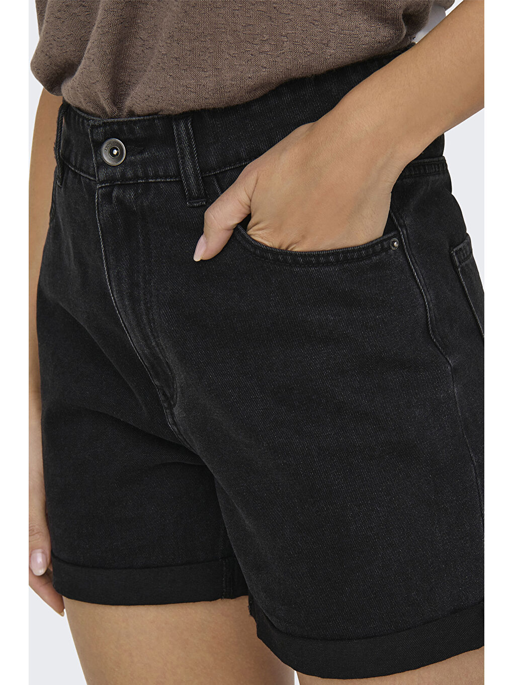 Siyah Onlvega % 100 Pamuk Regular Fit Yüksek Bel Mini Kadın Jean Short 15230571-3