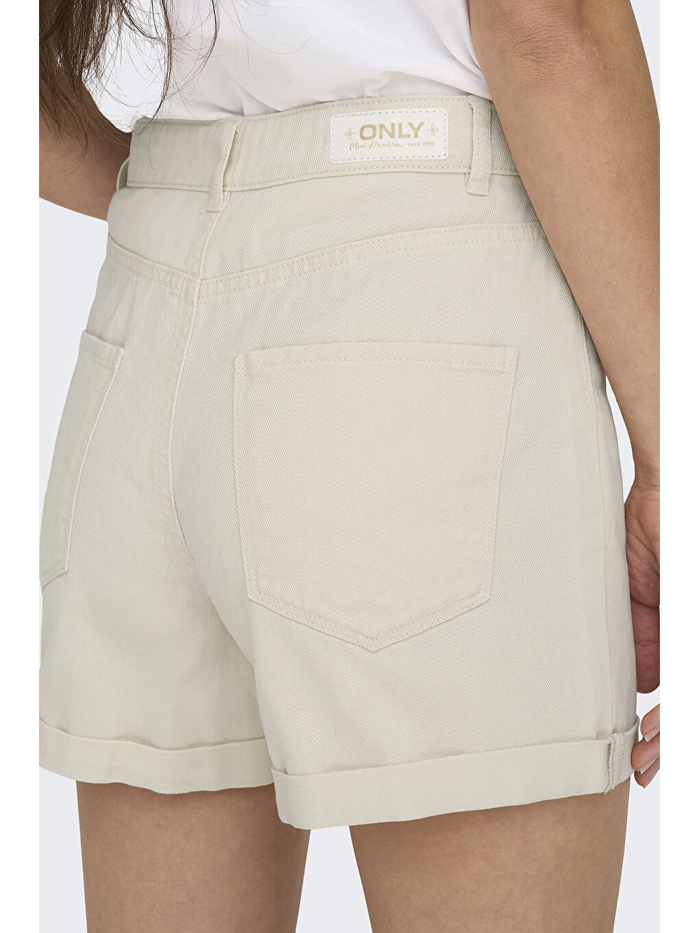 Ekru Onlvega % 100 Pamuk Regular Fit Yüksek Bel Mini Kadın Jean Short 15230571-4