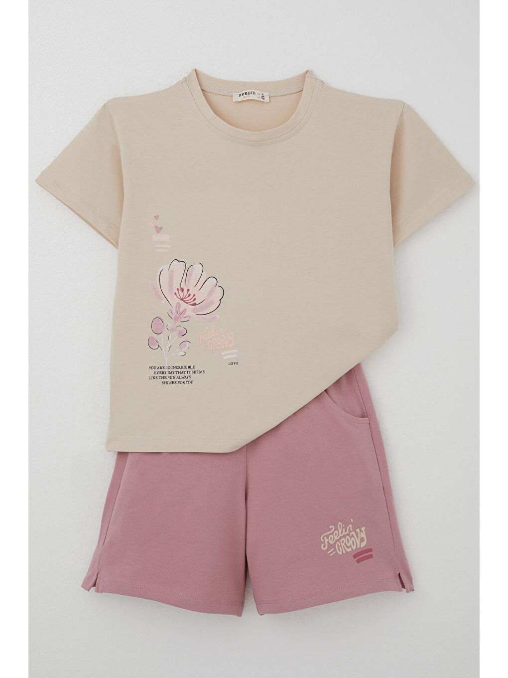 Kız Çocuk Şortlu Takım Sevgi Temalı Çiçek Baskılı Bej (6-12 Yaş)