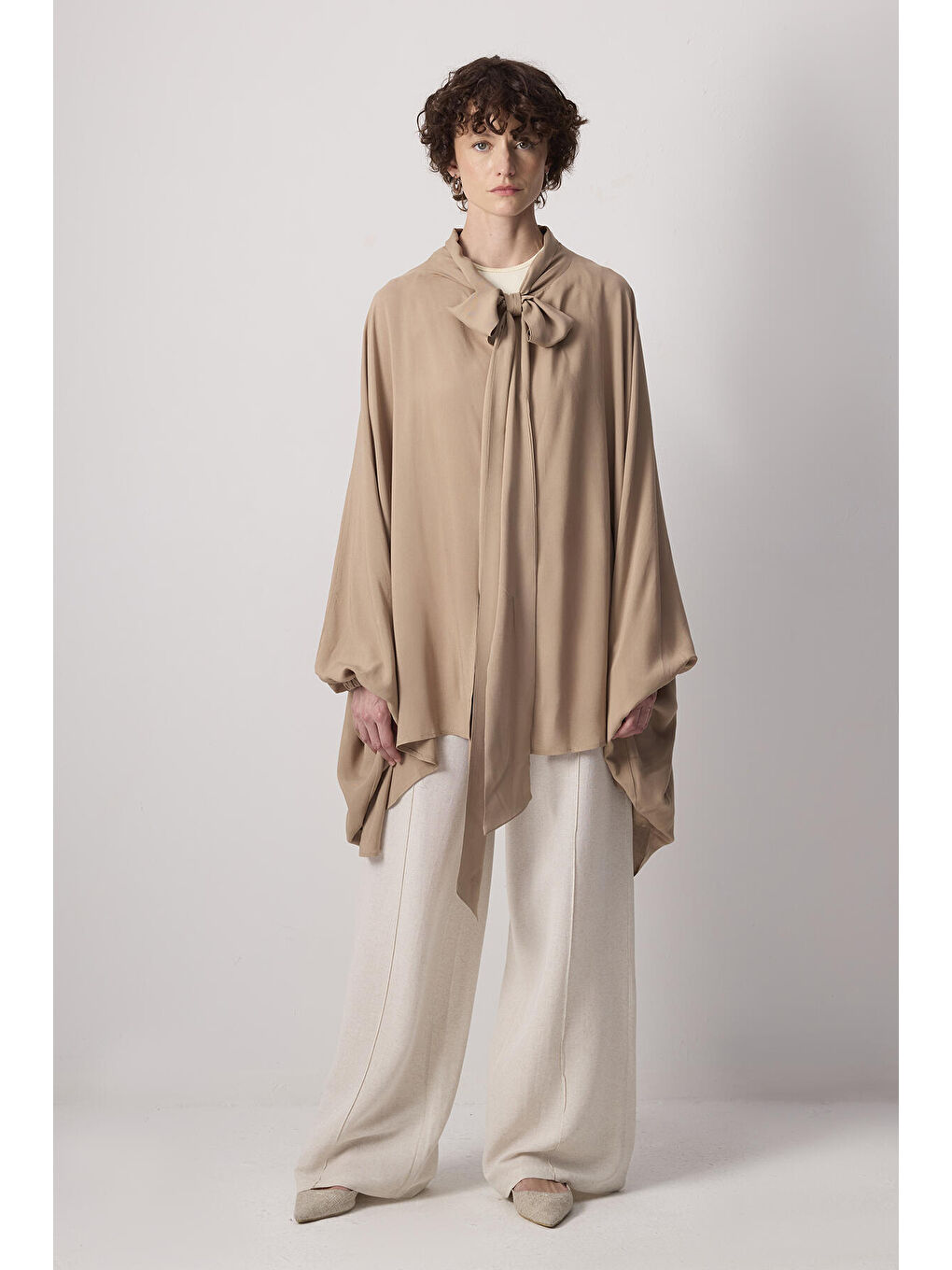 Bej Dökümlü Viskon Kimono