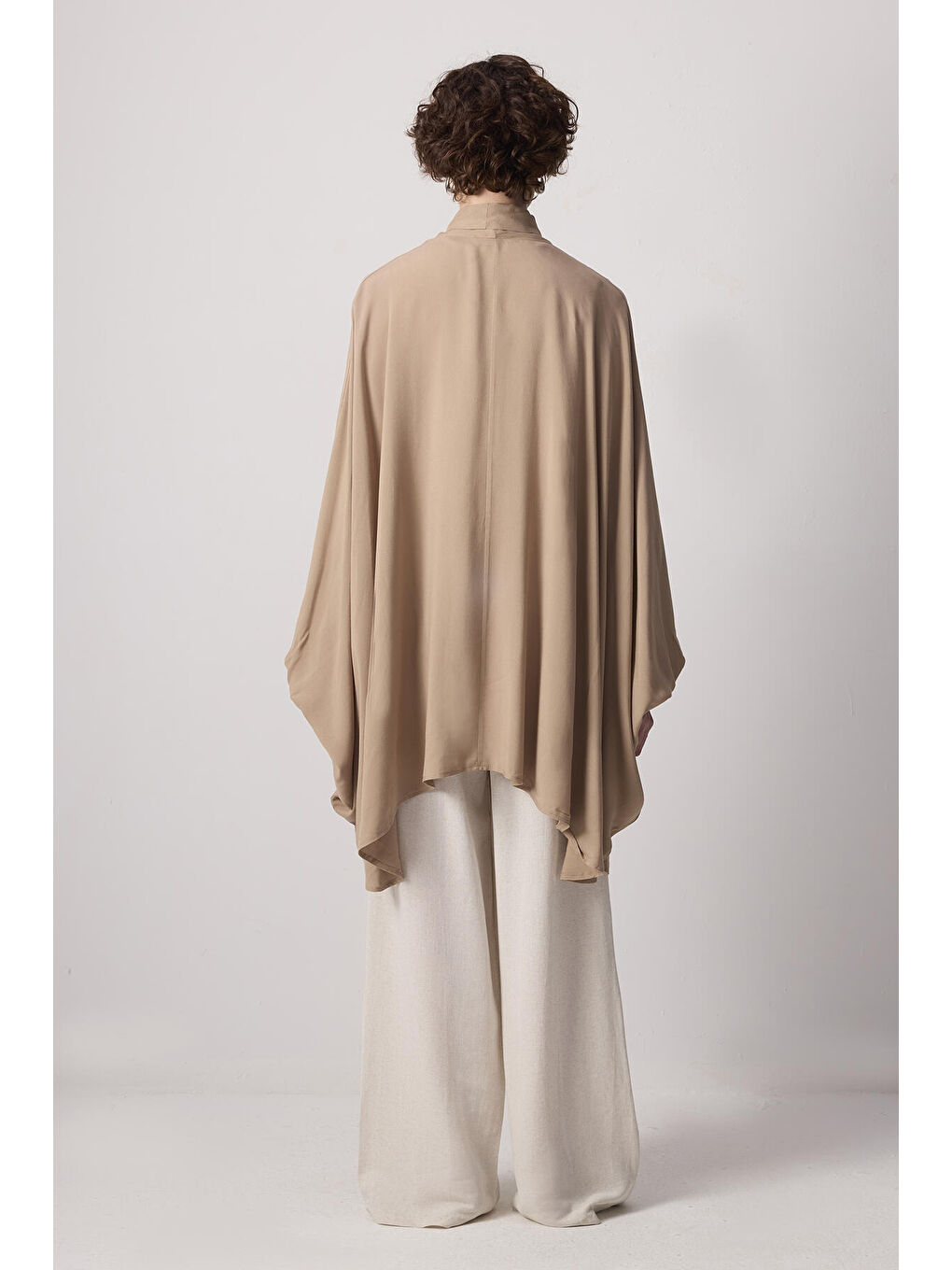 Bej Dökümlü Viskon Kimono-4