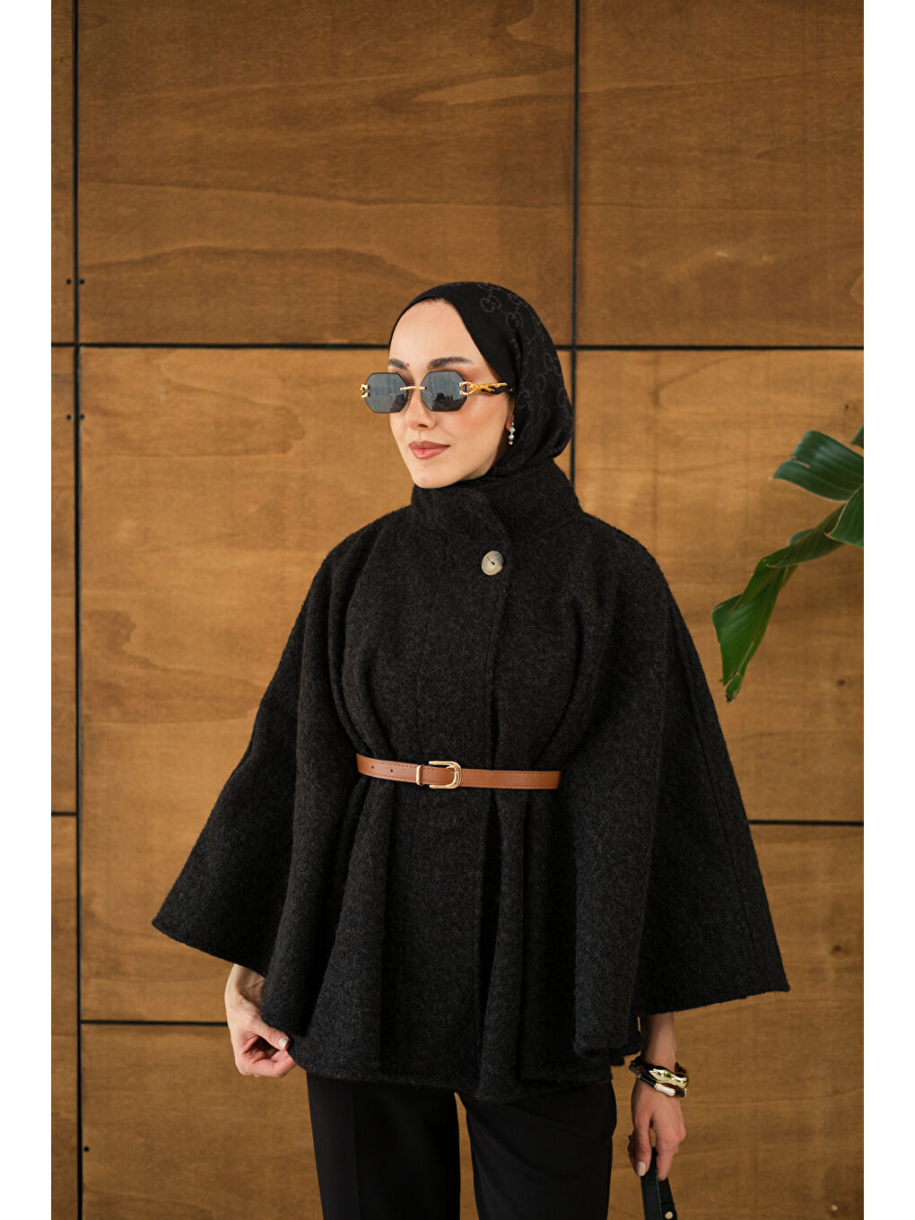Kadın Kemer Detaylı Panço Siyah-2