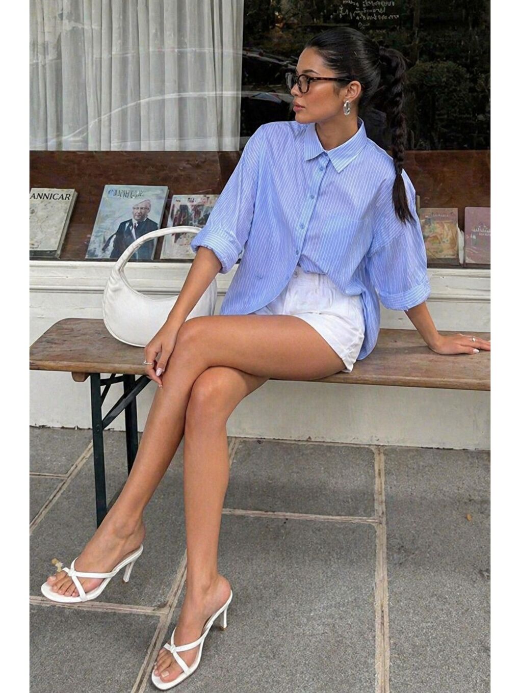 Kadın Mavi Çizgili Sırt Dekolteli Oversize Gömlek Yazlık Uzun Gömlek-3