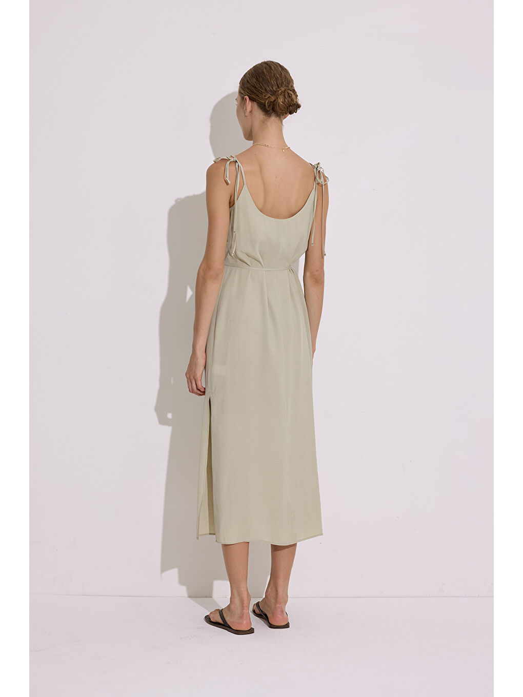 Yeşil Modal Askılı Rahat Elbise Çağla-6