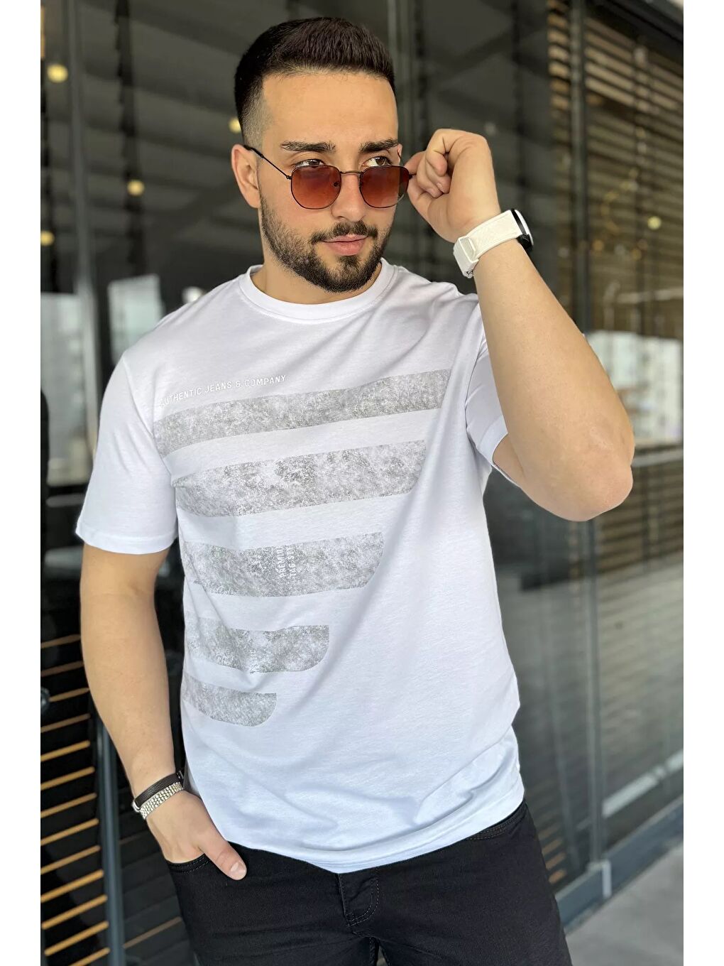 Beyaz Baskılı Erkek Tişört-1