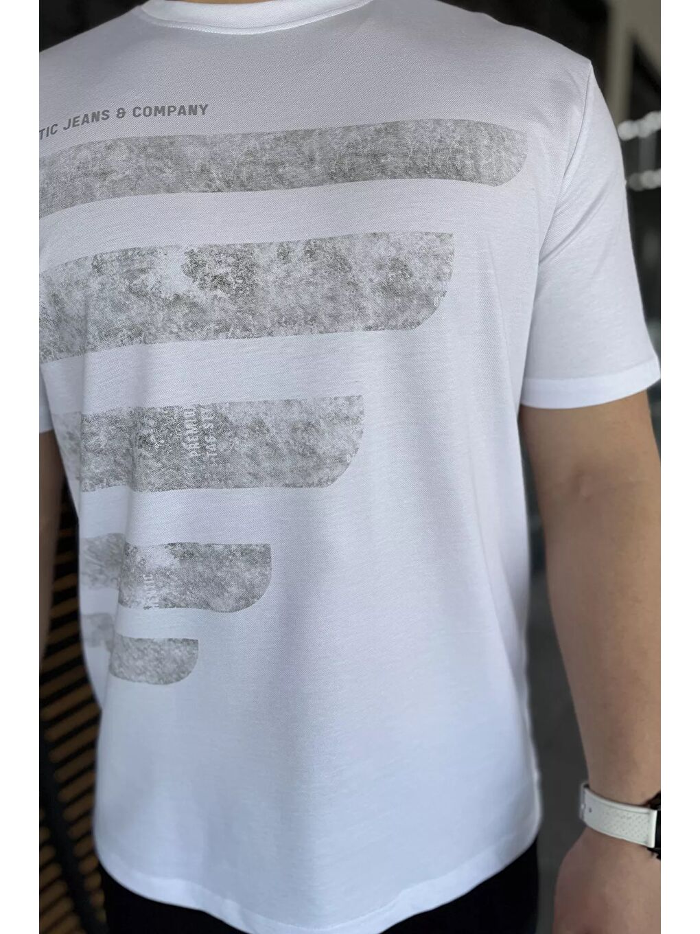 Beyaz Baskılı Erkek Tişört-3