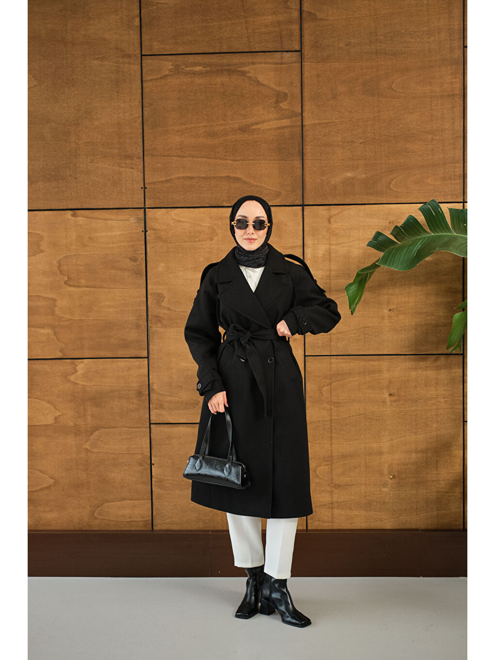 Kadın Düğme Detay Bel Bağlamalı Kaban Siyah-3