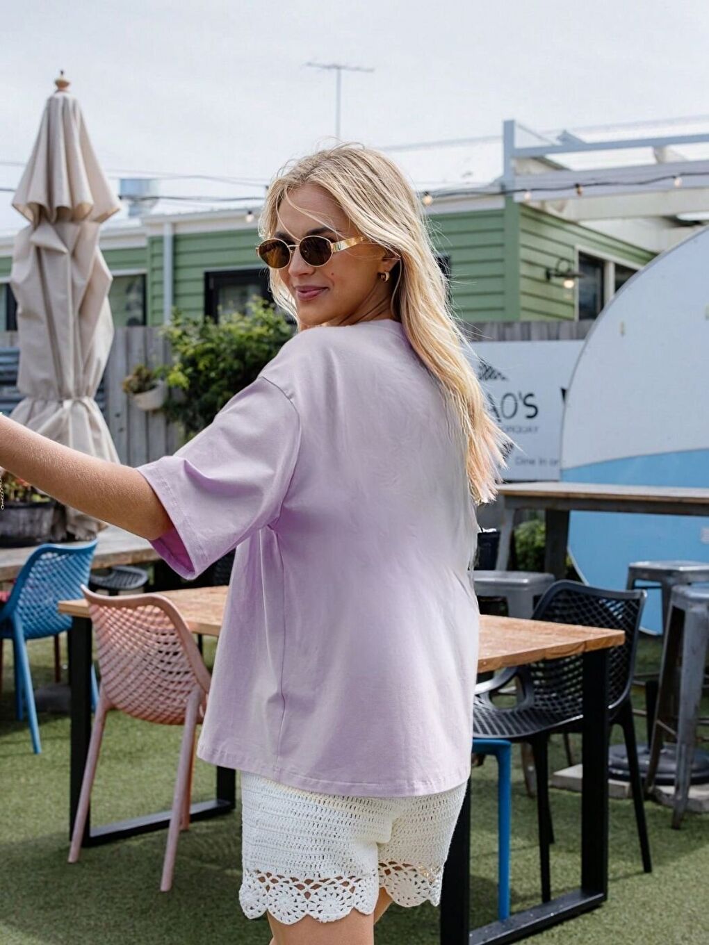 Kadın Lila Papatya Baskı Regular Fit Tişört-1