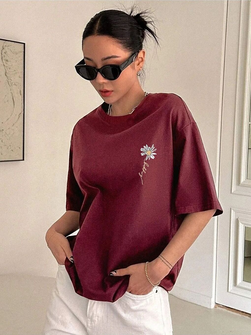 Kadın Bordo Papatya Baskı Regular Fit Tişört