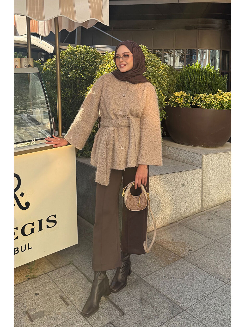 Bej Kadın Kuşak Detaylı Hırka Vizon-1