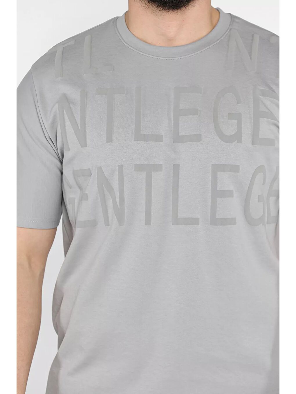 Gri Erkek Bisiklet Yaka Harf Baskılı Tişört-3