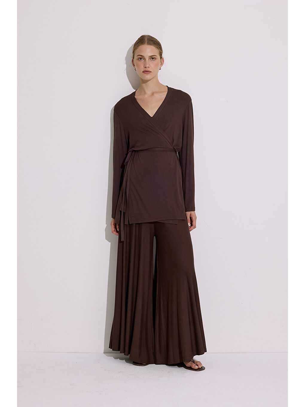 Bağlamalı Dökümlü Kimono Kahverengi-2