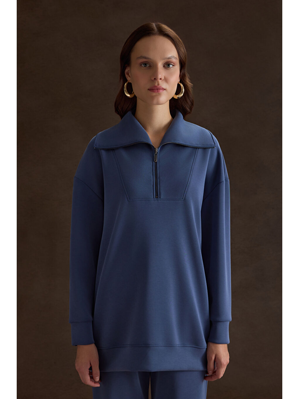 Mavi Yakası Ve Yan Yırtmaçları Fermuarlı Modal Sweatshirt