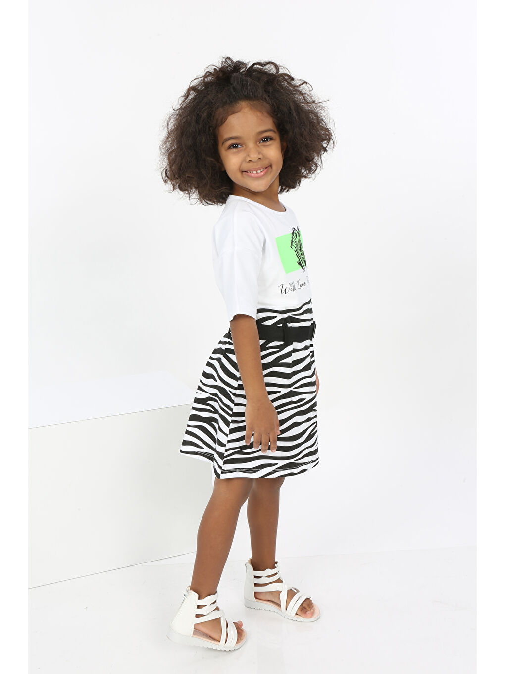 Toontoykids Beyaz Kız Çocuk Zebra Baskılı Elbise - 2