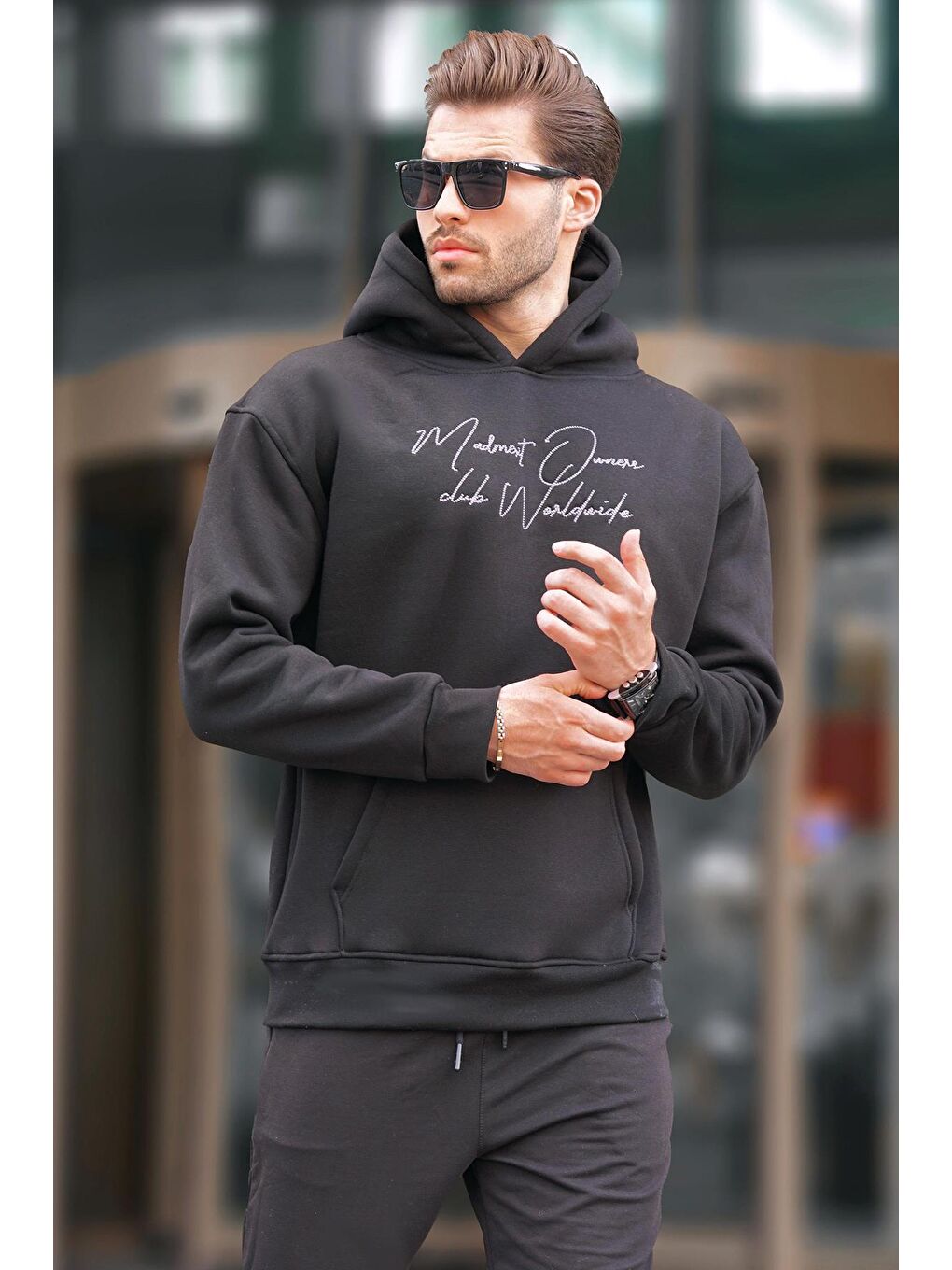 Madmext Siyah Kapüşonlu Cep Detaylı Baskılı Erkek Sweatshirt 7064 - 1