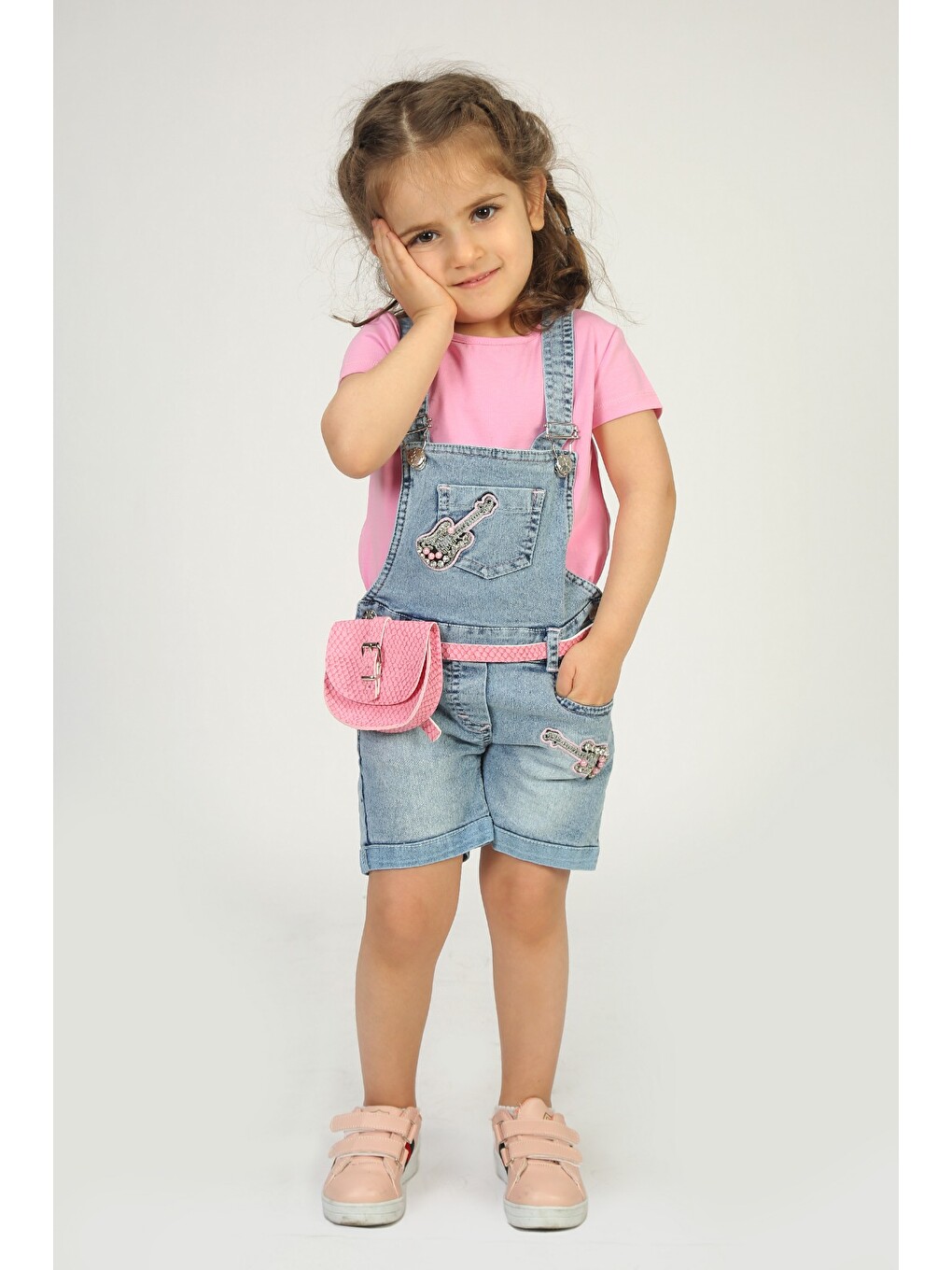 Pembe Kız Bebek Salopet Çantalı Gitar Nakışlı Jean