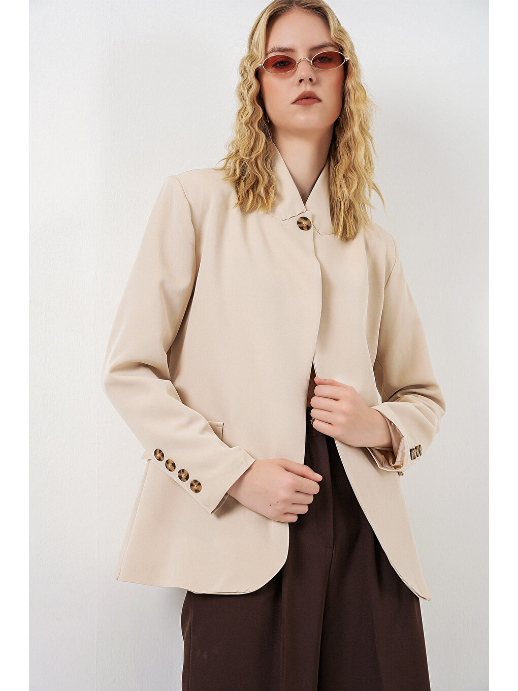 Kadın Tek Düğmeli Oversize Blazer Ceket 0749 - Bej