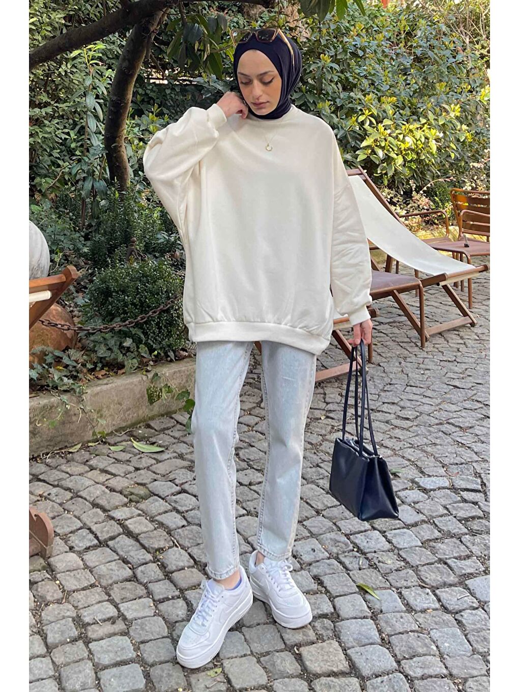 Balon Kol Yaka Ve Etek Ucu Manşetli Bol Sweat Ekru