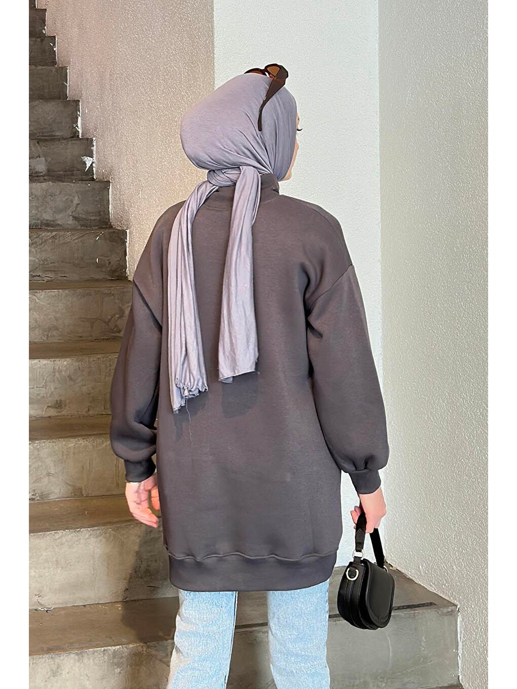 Üç İplikli Yarım Balıkçı Yakalı Basic Tunik Antrasit-3