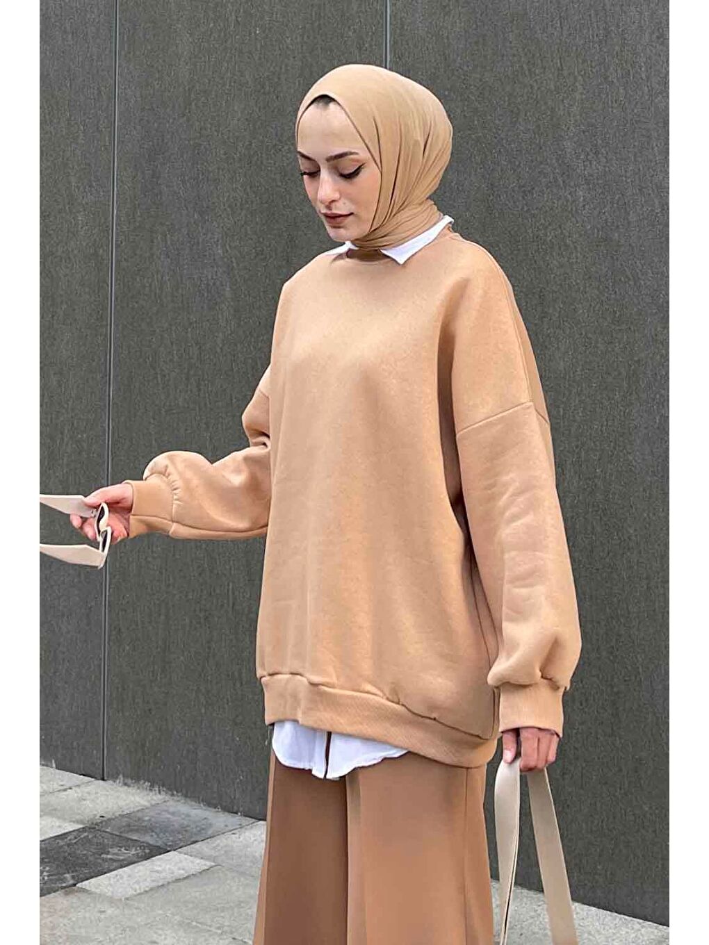 Kahverengi Jasmin Bisiklet Yaka Oversize Sweat Sütlü Kahve-1