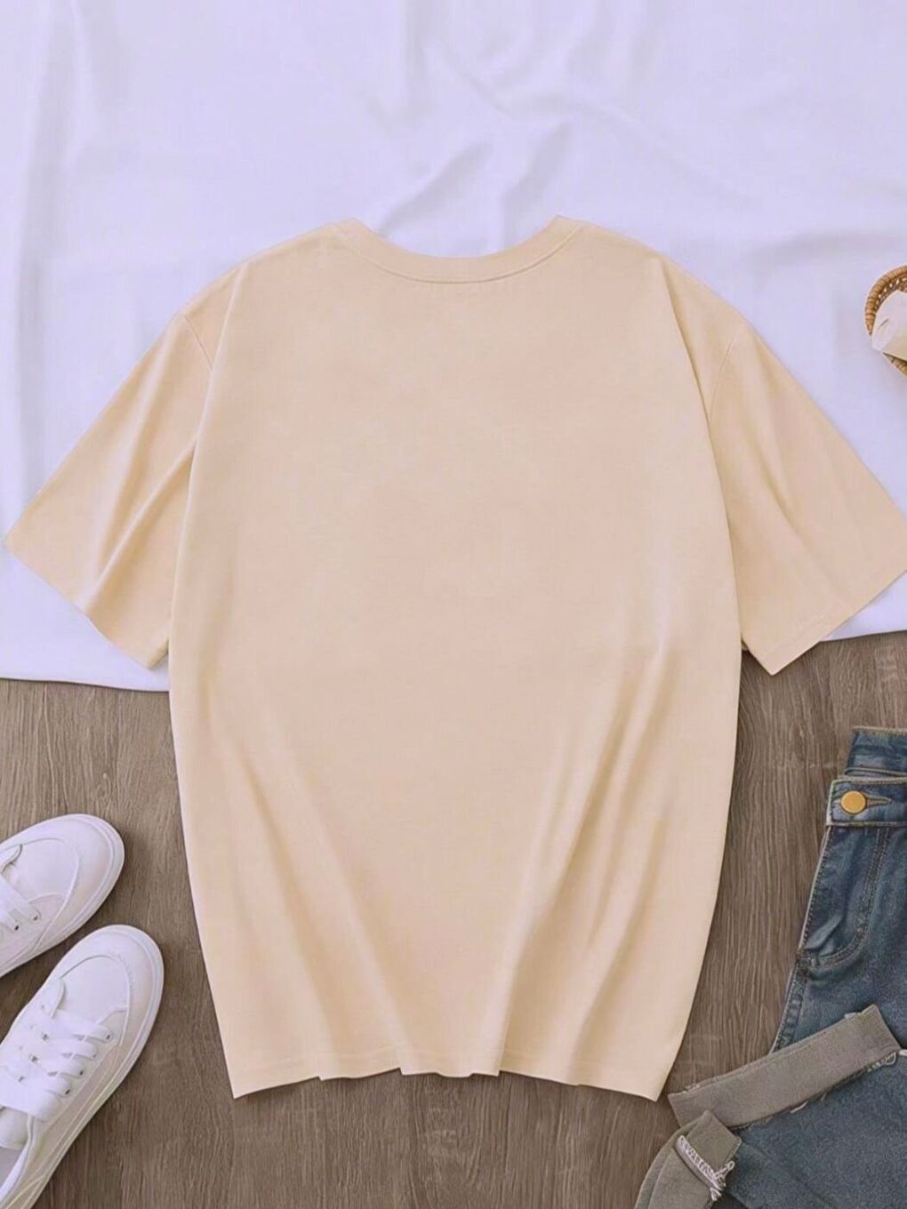 Kadın Bej Dramatic Baskı Regular Fit Tişört-2