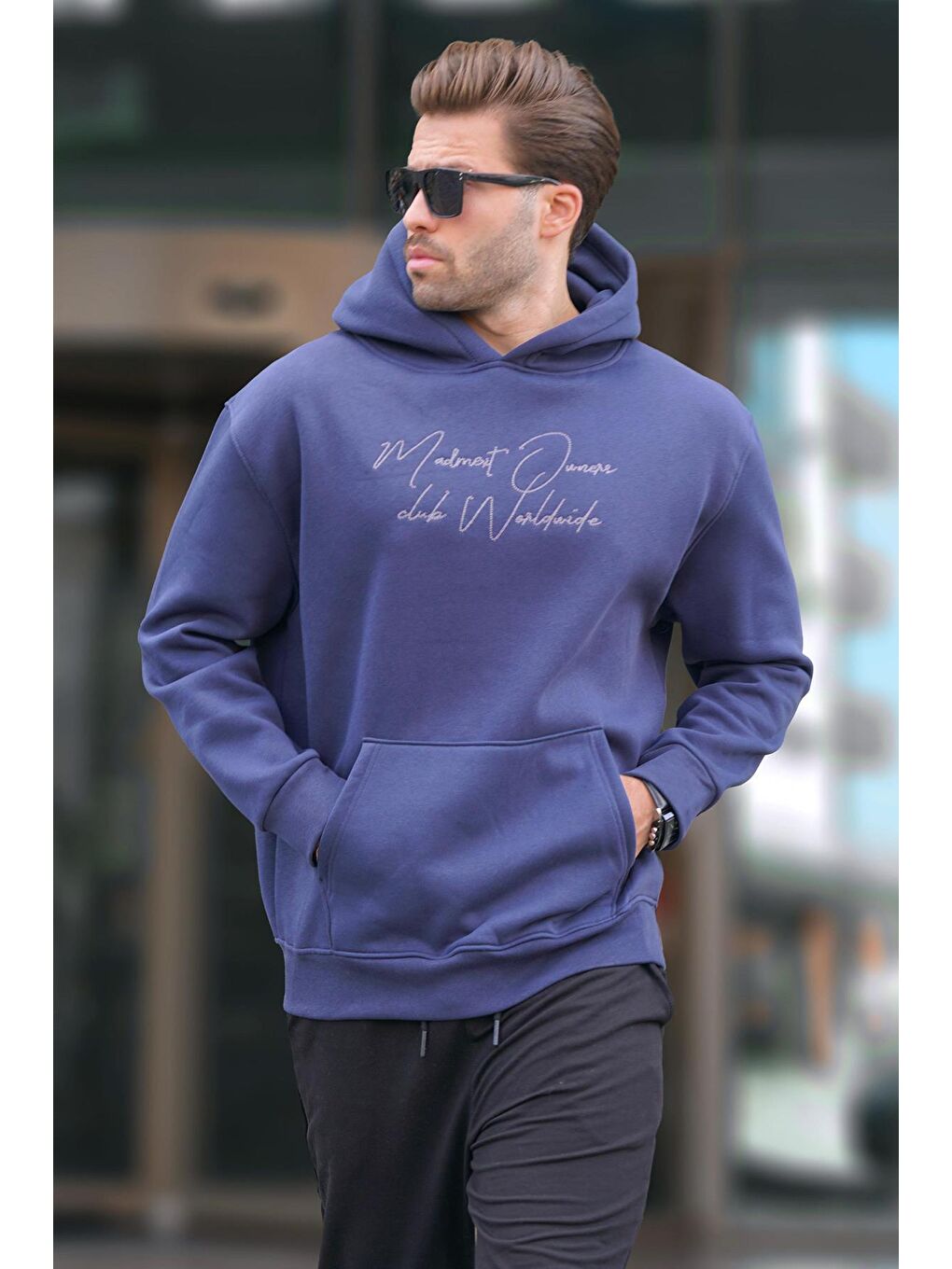 Madmext Lacivert Kapüşonlu Cep Detaylı Baskılı Erkek Sweatshirt 7064 - 1