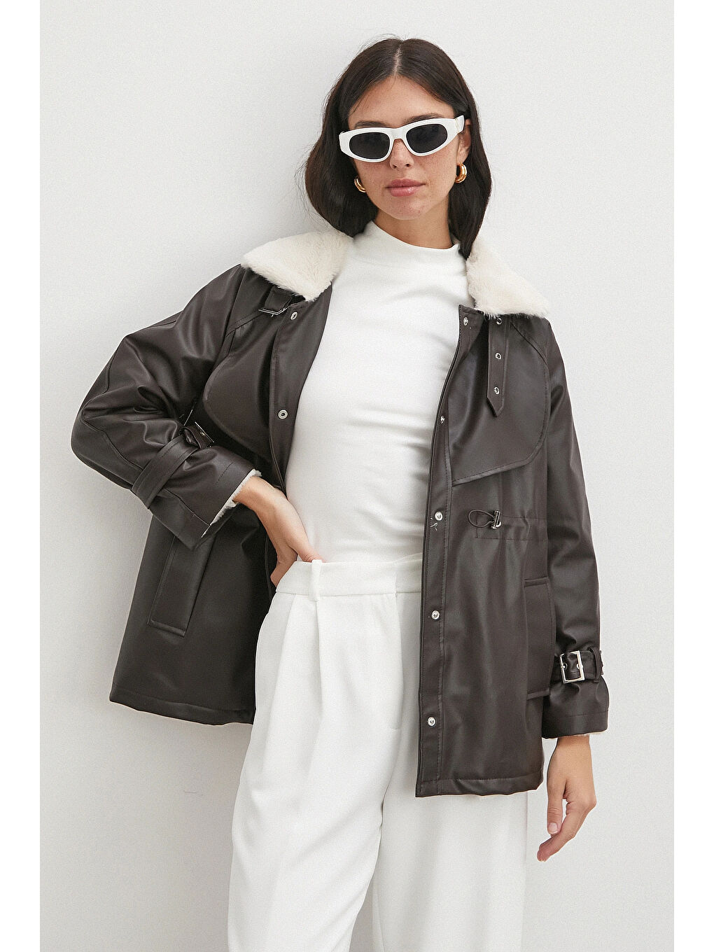 Karışık Kürklü Yaka Detaylı Deri Ceket Kahve-3