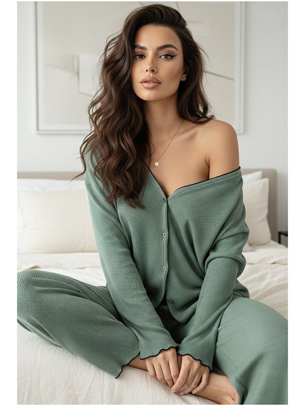 Yeşil Fırçalı Yumuşak Dokulu Fitilli Kaşkorse Örme Düğmeli Hırka Pijama Takım 7962-1