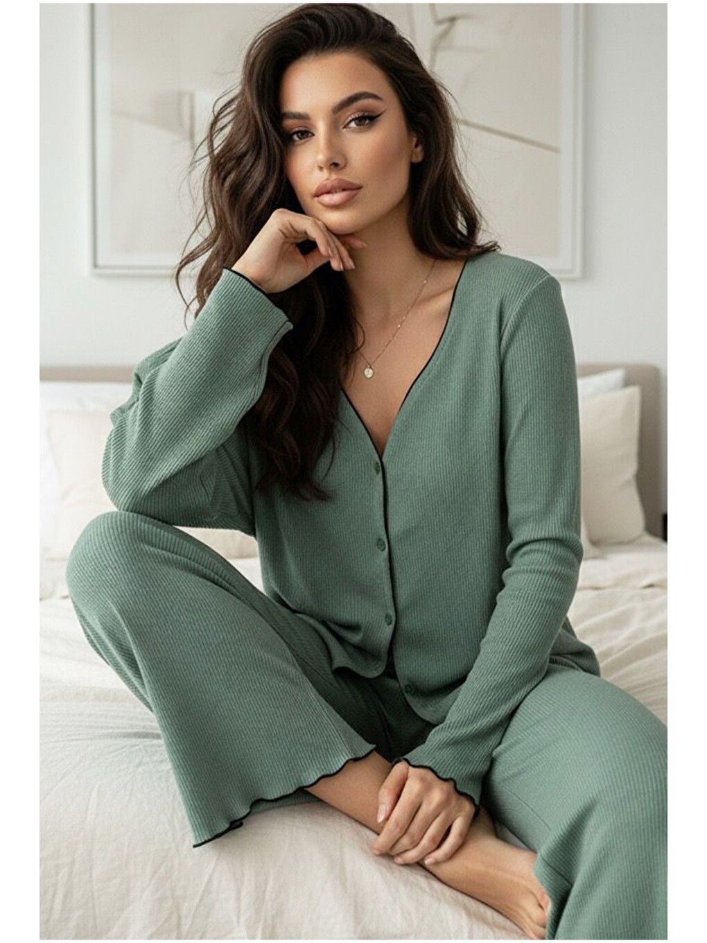 Yeşil Fırçalı Yumuşak Dokulu Fitilli Kaşkorse Örme Düğmeli Hırka Pijama Takım 7962-3
