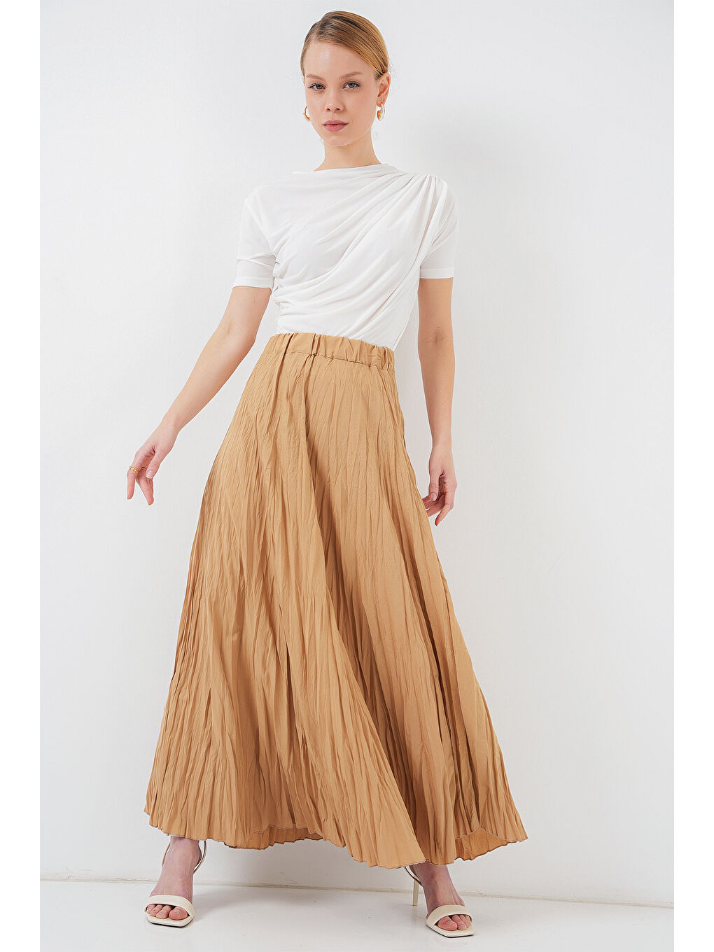 Bej Kadın Uzun Kırışık Etek 8042 - Bisküvi