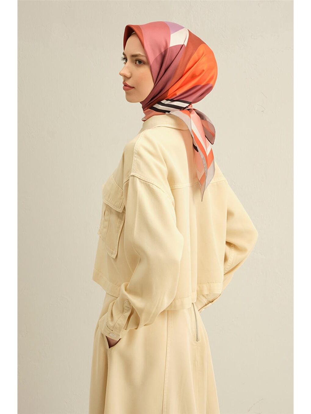 Karışık Klasik Desenli Saf İpek Sura Eşarp 9313 37