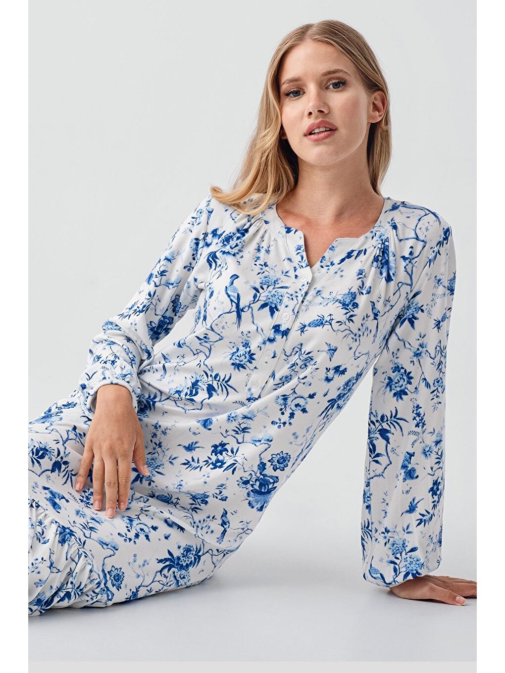 Mavi Termal Uzun Kollu Düğmeli Desenli Esnek Yumuşak Dokulu Gecelik 18110-4