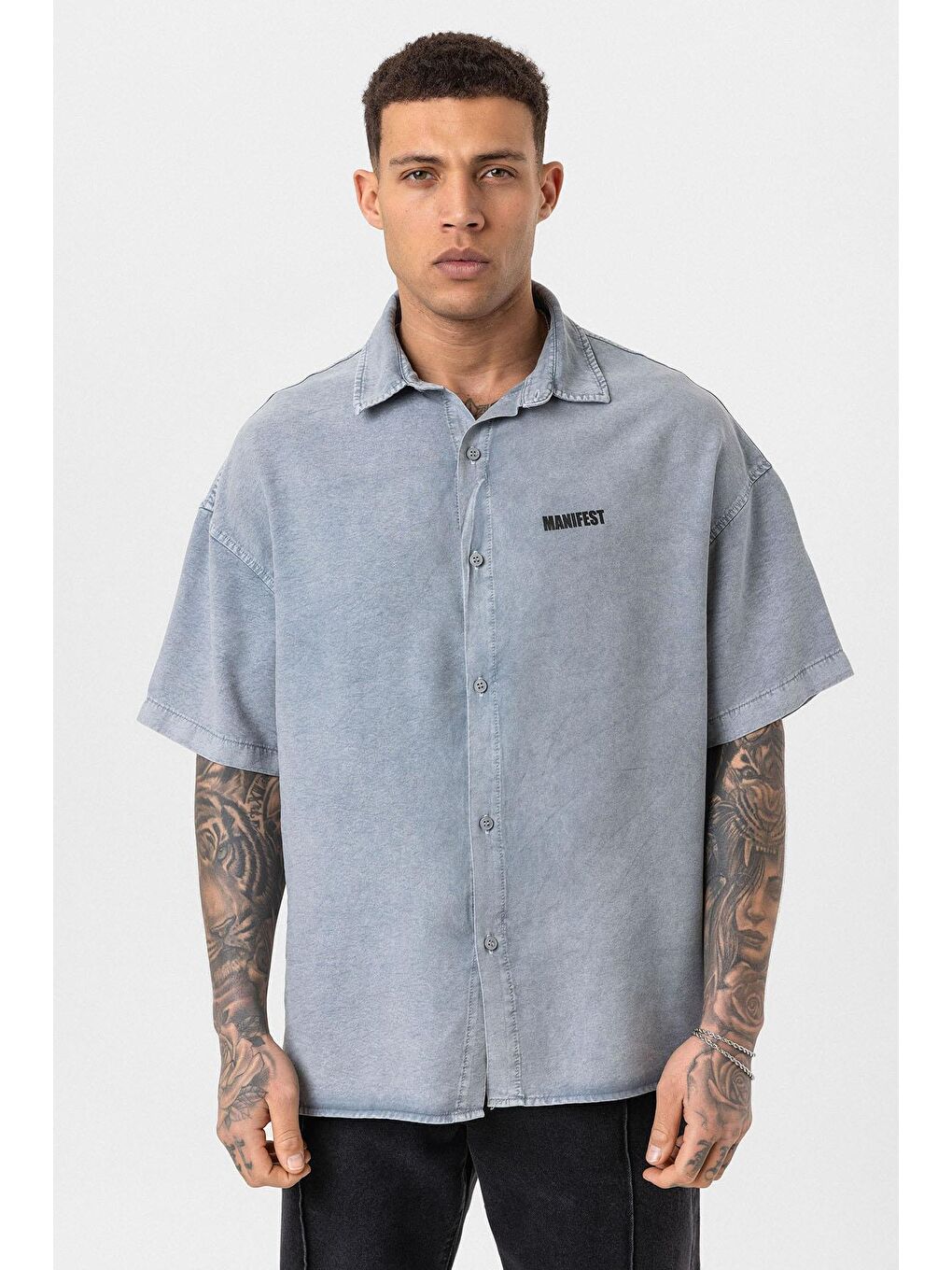 Yıkamalı Oversize Baskılı Kısa Kollu Gömlek Gri-2