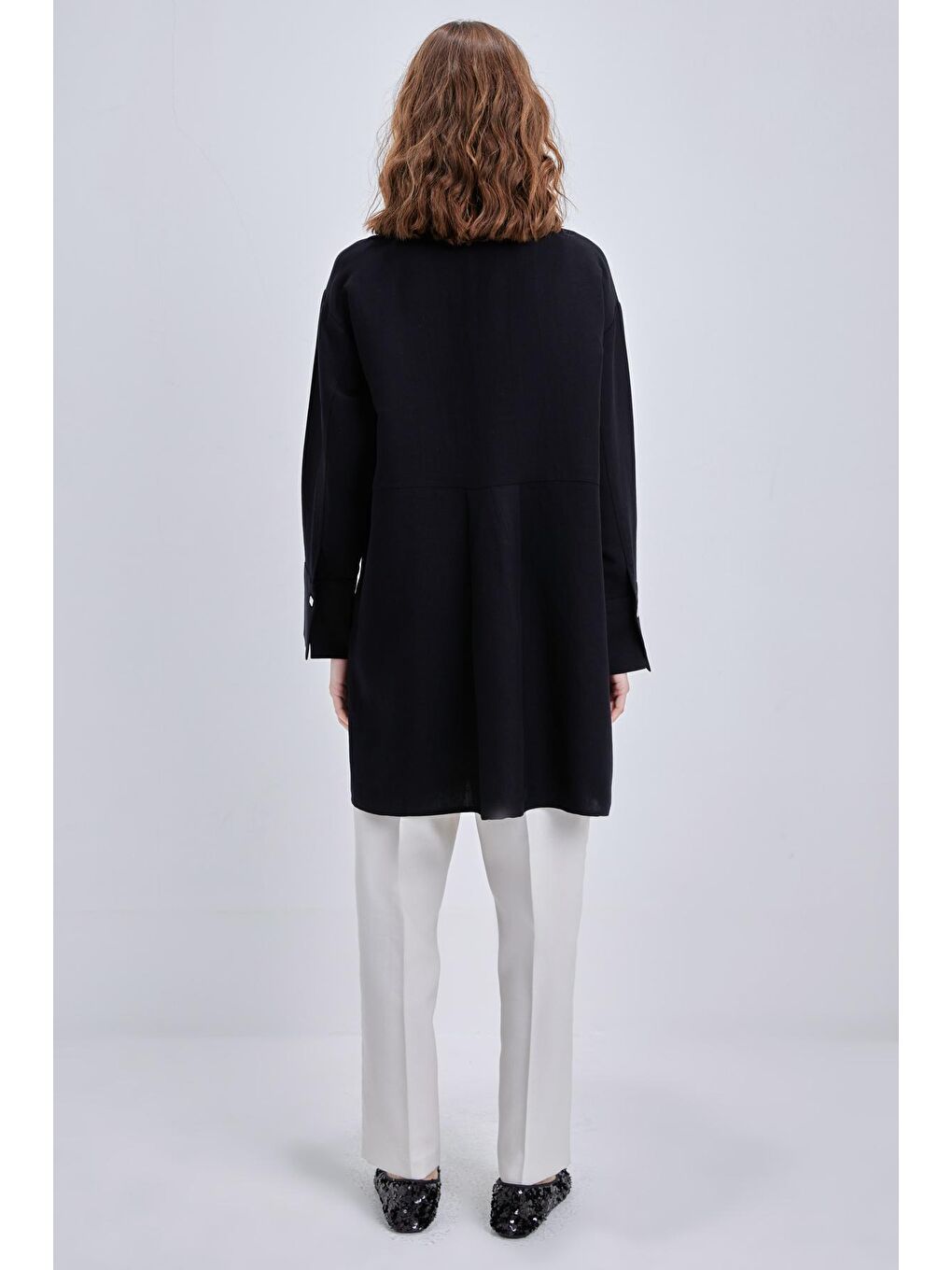 Siyah Pileli Metal Düğmeli Keten Gömlek Tunik-3