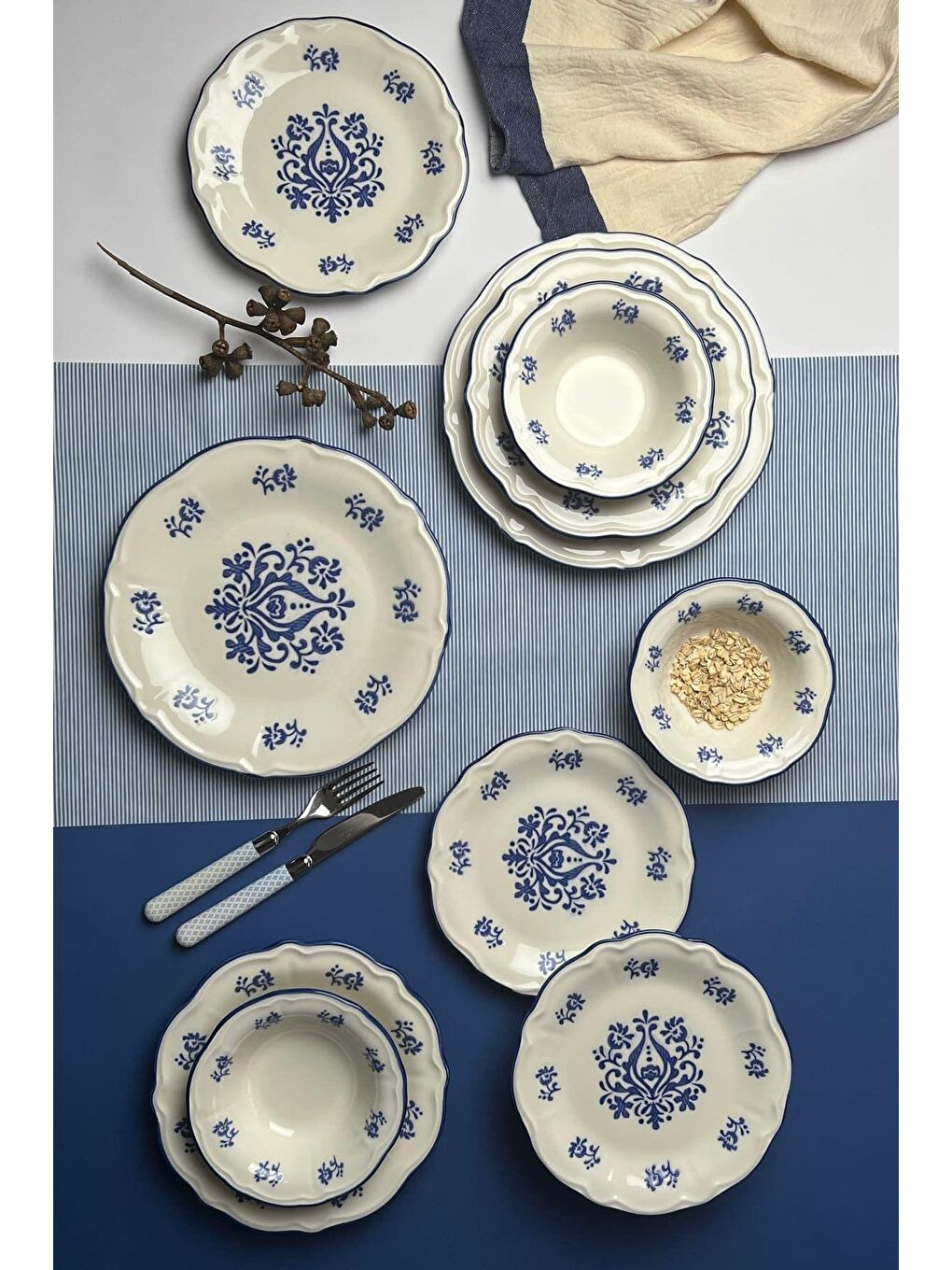 TABAK EVİ Krem-Beyaz Stoneware Flower Blue Yemek Takımı 6 Kişilik 24 Parça