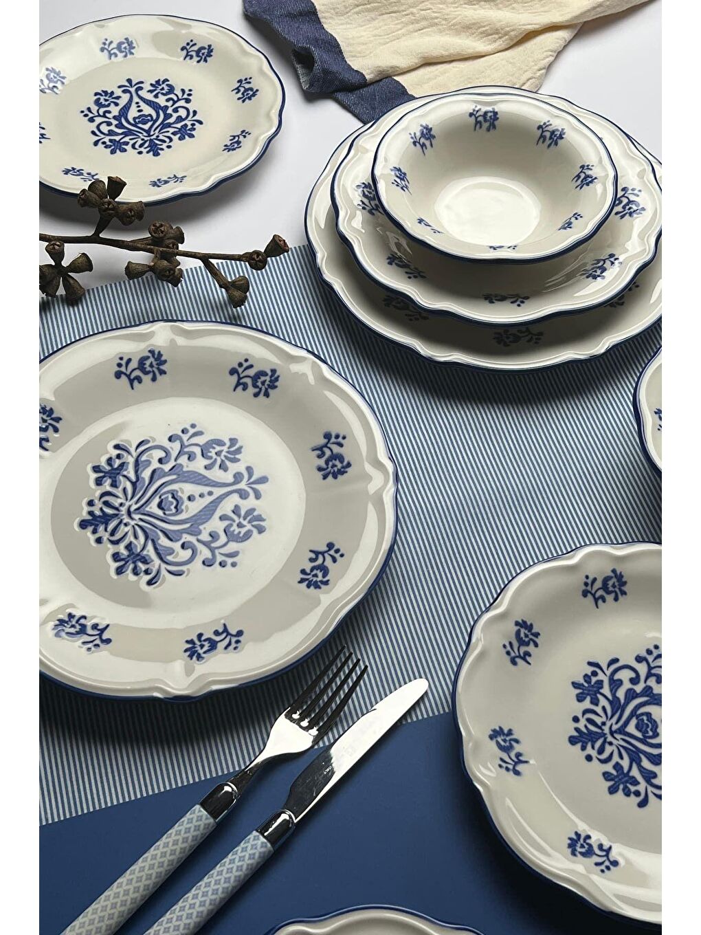 TABAK EVİ Krem-Beyaz Stoneware Flower Blue Yemek Takımı 6 Kişilik 24 Parça - 1