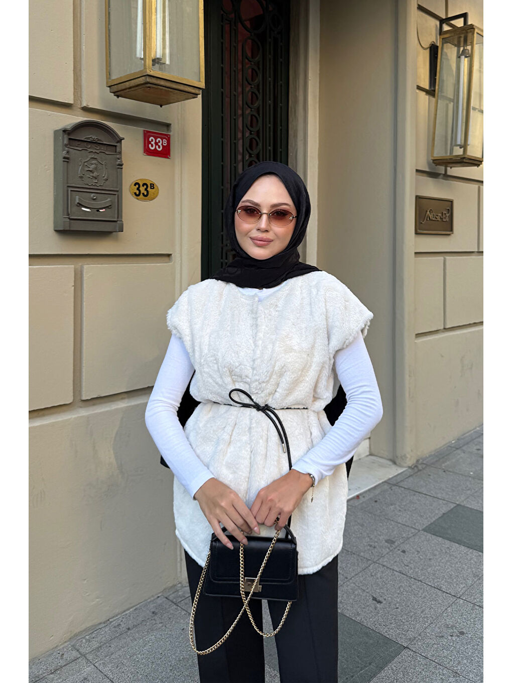 Ekru Kadın Kemerli Pelüş Yelek Krem-1